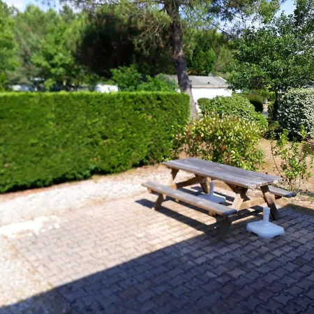 Holiday home Julien: 3-bedroom Retreat With Shared Pool, 5km From